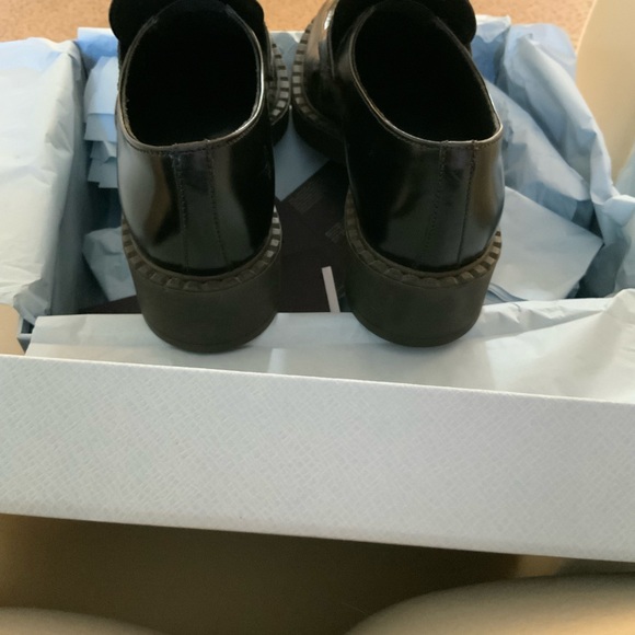 Prada classic loafer - authentic - Picture 4 of 13